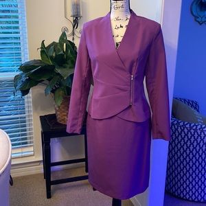Metro style purple skirt suit. Size 6.